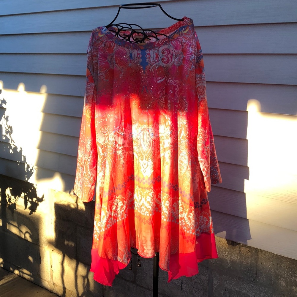 Multi colored top